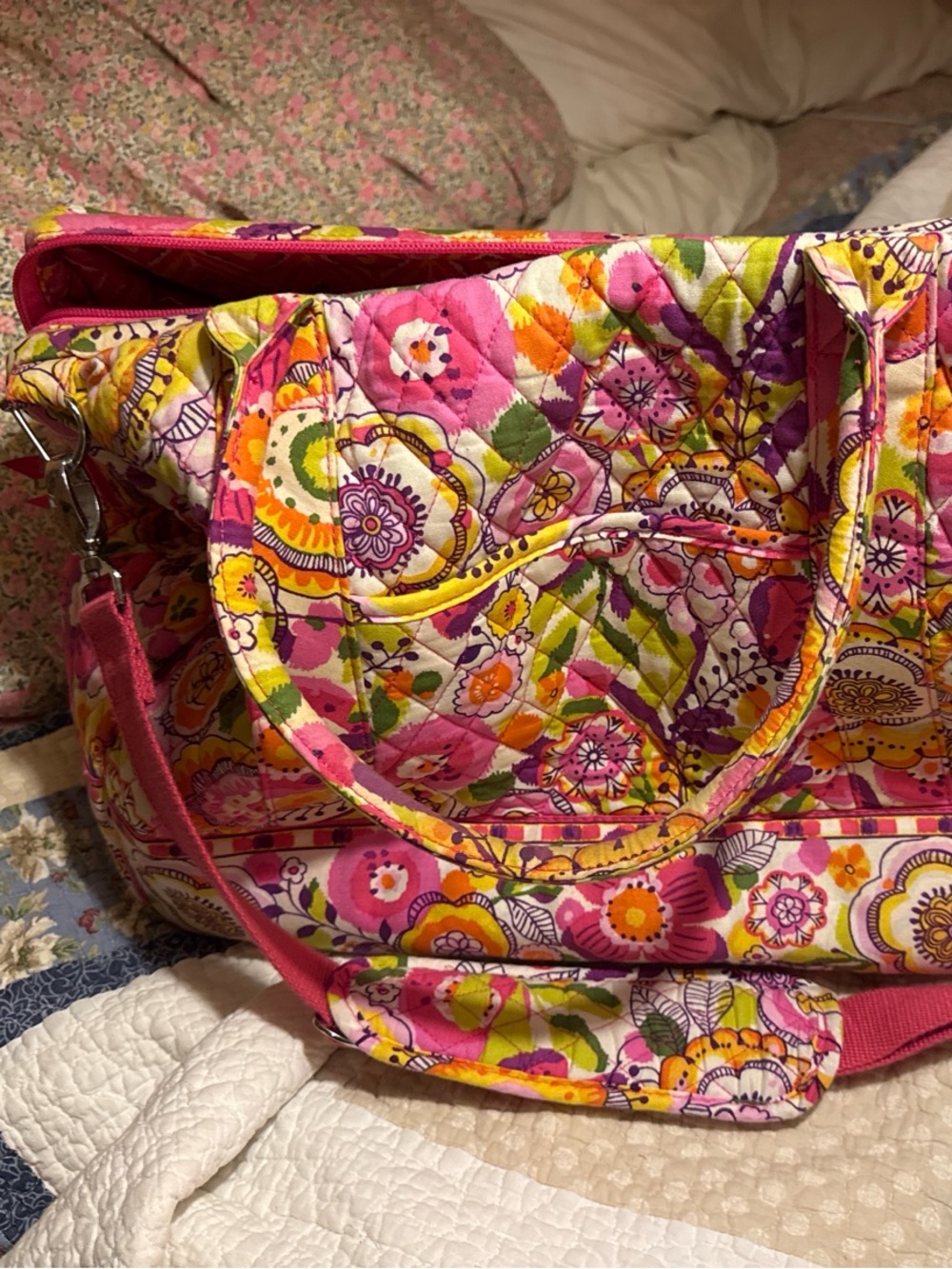 Retired 2003 Vera Bradley Bright petal pink Carry All